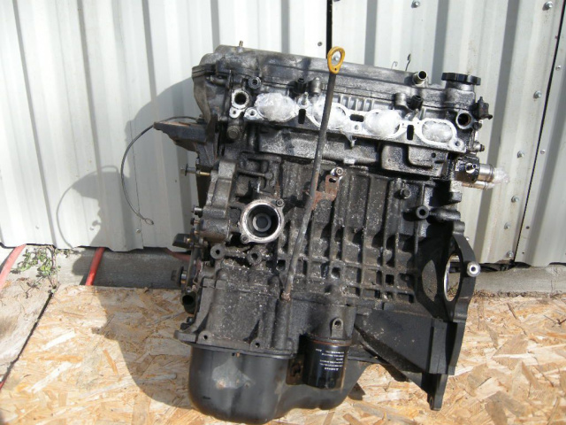 Двигатель TOYOTA COROLLA E11 1.4 VVT-I 2002г. 4ZZ-E52R