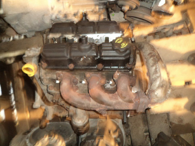 Двигатель CHRYSLER VOYAGER 01-06 3.3i V6