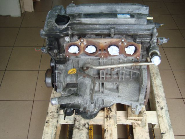 TOYOTA RAV4 04г. 2.0 VVT-i двигатель 1AZ-FE