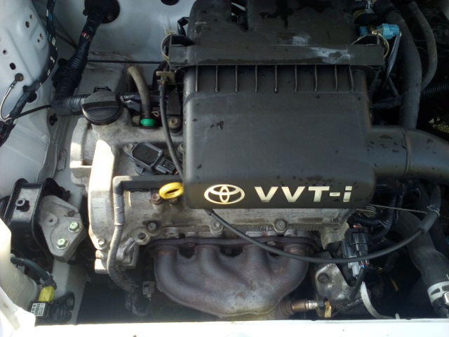 Двигатель в сборе TOYOTA YARIS I 1.0 VVTI 1SZ-FE