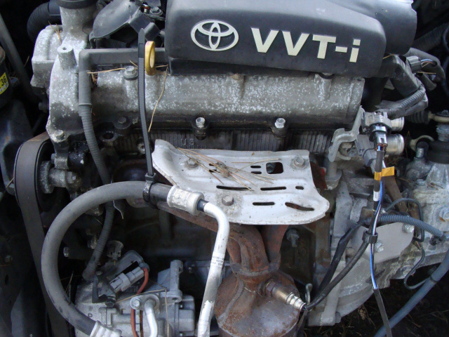 Toyota yaris II двигатель 1.3 vvti 06-11 140tys km
