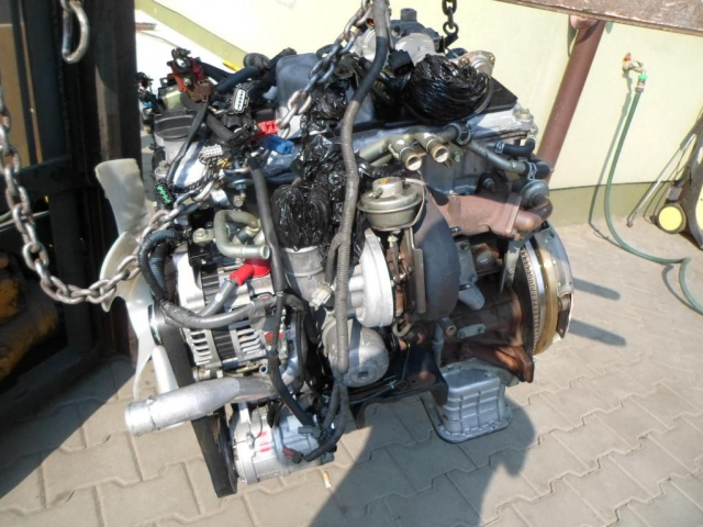 NISSAN PATROL Y61 3.0DI двигатель в сборе ZD30