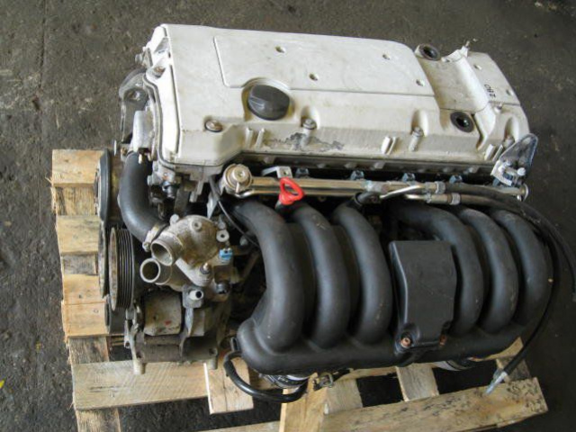 MERCEDES R129 280 SL 1994г. двигатель M104