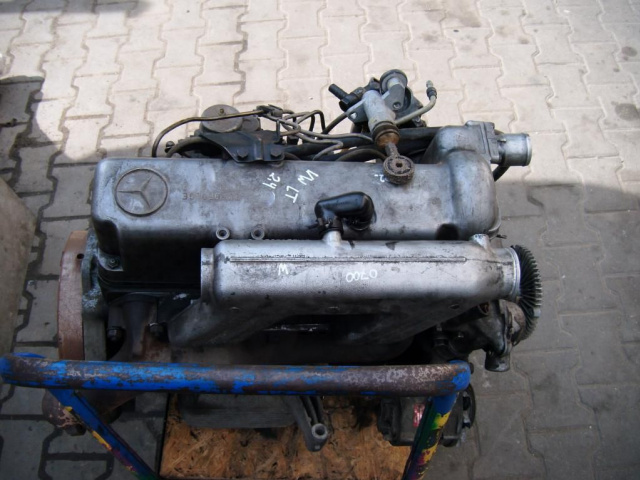 Двигатель VW LT 28 - 55 MERCEDES 2.4D 1990 100% SPRAW