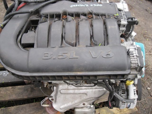 CHRYSLER 300C 300 C 3, 5 бензин V6 двигатель