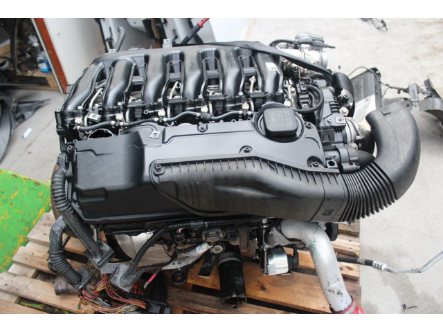 Двигатель в сборе BMW 3 E90 E91 3.0D 330D M57TUE2