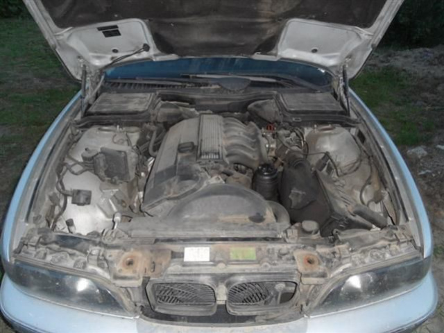 Двигатель BMW E39 2.5 бензин исправный 525i 523i