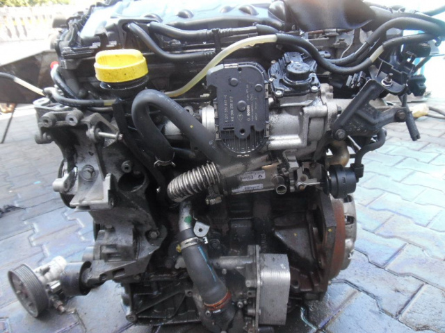 Двигатель Renault Trafic Vivaro 2.0DCI в сборе
