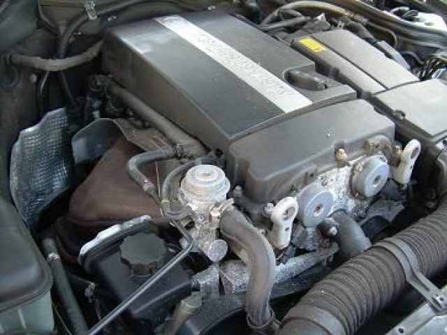 Двигатель 1.8 C200 компрессор Mercedes W203 74tys.