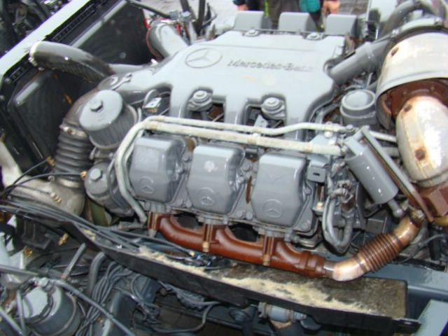 Двигатель MERCEDES ACTROS MP2 2007 год 321000 KILOMET