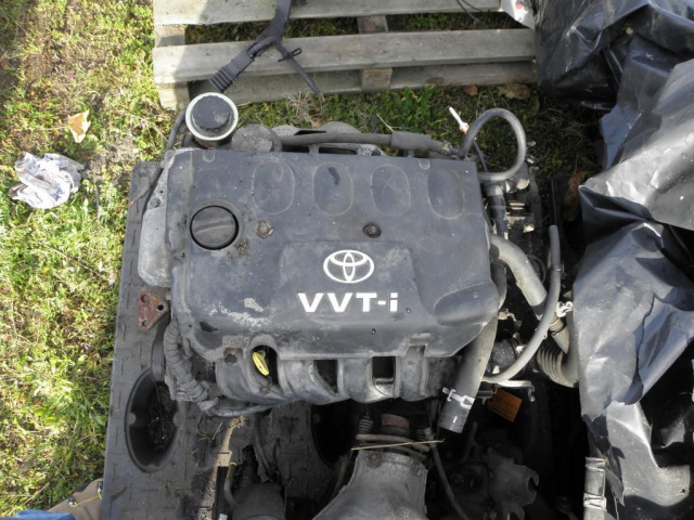 Toyota Yaris Verso двигатель 1.3 VVTI 86 KM