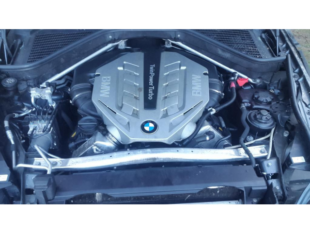BMW E70 E71 X5 X6 5.0iX N63B44A двигатель 4.4