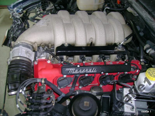 MASERATI двигатель 4, 2L V8 395 KM