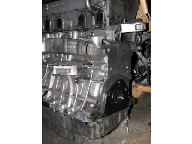 Двигатель VW TRANSPORTER T5 2.5 TDI AXD 2 MES. гарантия