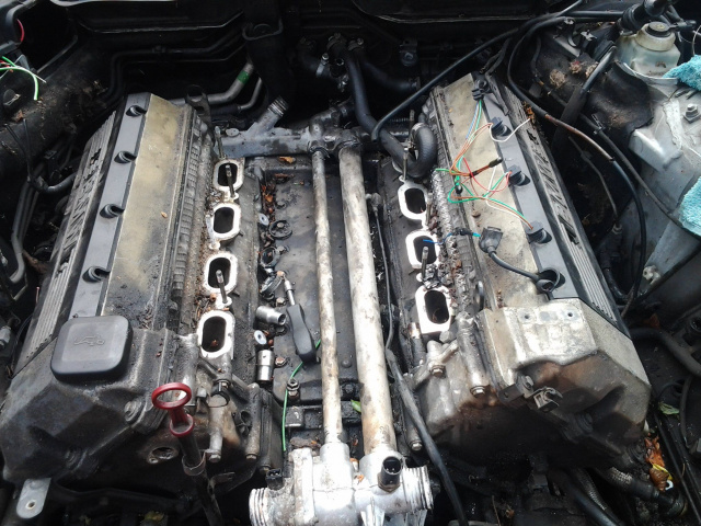 Двигатель BMW M62 3.5 бензин 735