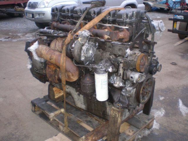SCANIA 124 470 HPI 2004 R двигатель