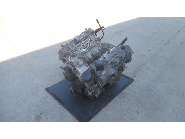 Двигатель E240 2.6 V6 бензин MERCEDES W211 W209