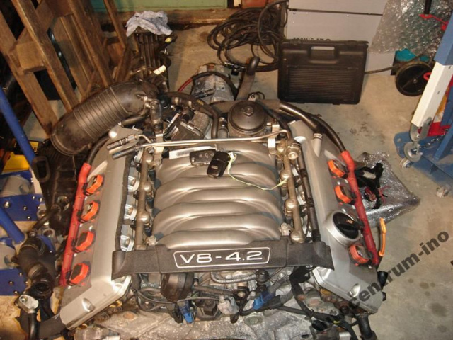 AUDI A4 A6 S4 4.2V8 двигатель BBK гарантия FV