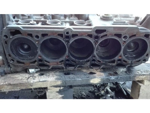 Шортблок (блок) двигатель в сборе Croma Alfa 159 2.4 939A3000