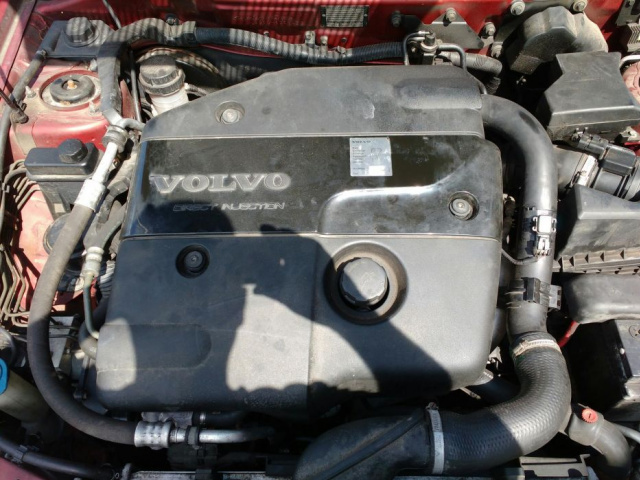 Двигатель 1.9d F9QTC volvo v40 s40 в сборе + коробка передач