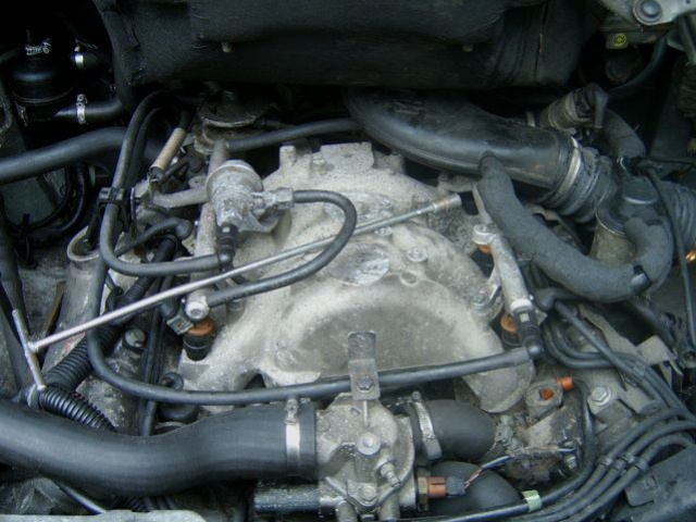 Renault Espace II - двигатель 2.8 V6