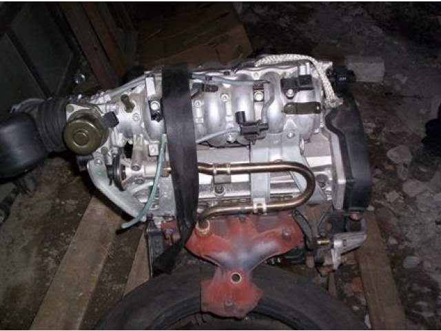 Двигатель KIA OPIRUS 2004r