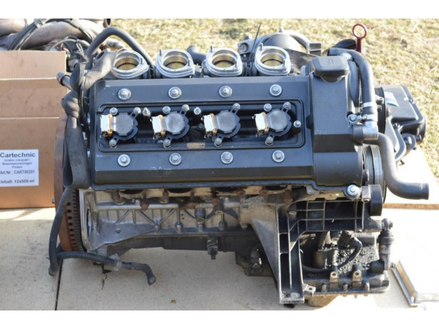 Двигатель BMW E39 M5 400 KM поврежденный