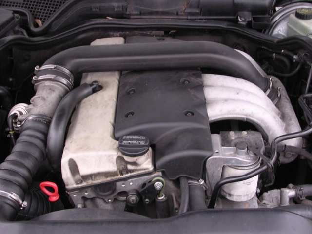 Двигатель mercedes-benz E 290 TD W210 z навесным оборудованием!