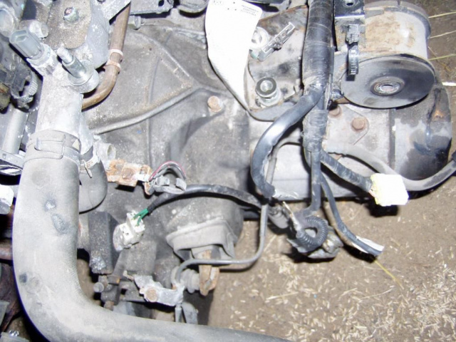 Mazda 626 двигатель 1.8 i + коробка передач навесное оборудование 92-97