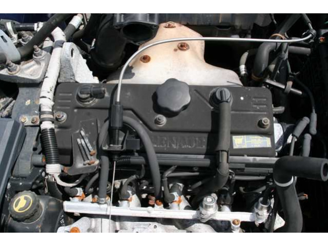 Двигатель голый RENAULT SAFRANE 2.2 бензин
