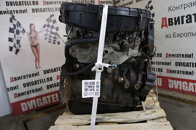 Двигатель вид с боку Opel C 14 NZ