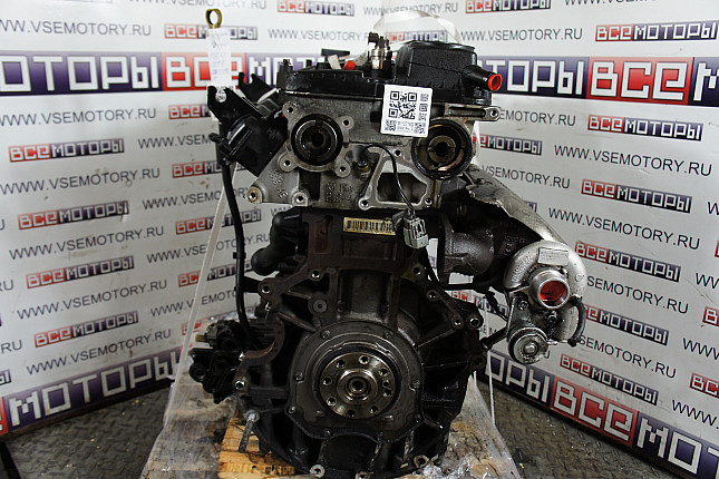 Двигатель вид с боку PEUGEOT PSA4HU10TRJ2