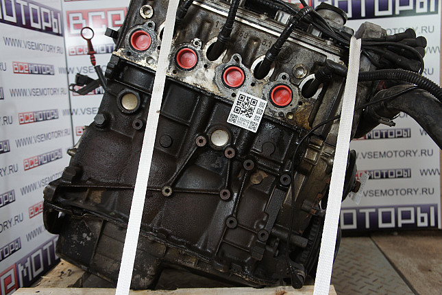 Двигатель вид с боку BMW M 40 B 18 (184E1)