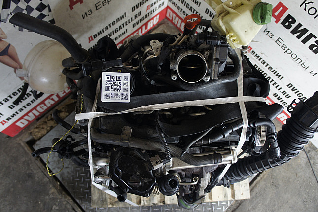 Фотография контрактного двигателя сверху VW CAAC
