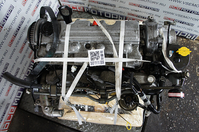 Фотография контрактного двигателя сверху MAZDA RF4F