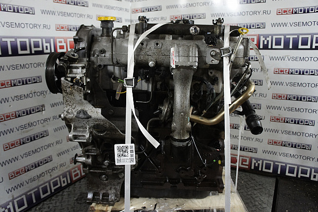 Двигатель вид с боку LDV VM39C