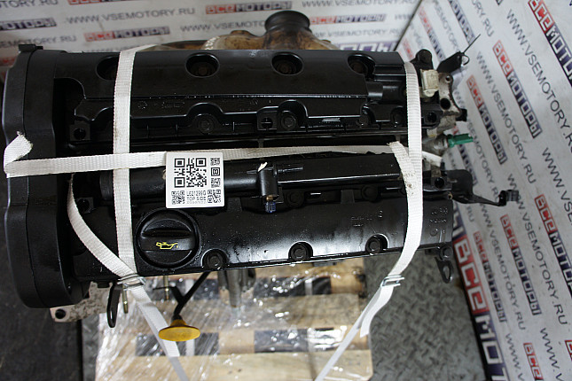 Фотография контрактного двигателя сверху PEUGEOT RFR10L 