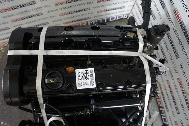 Фотография контрактного двигателя сверху CITROËN RFN (EW10J4)