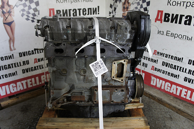 Двигатель вид с боку Fiat 182 A4.000