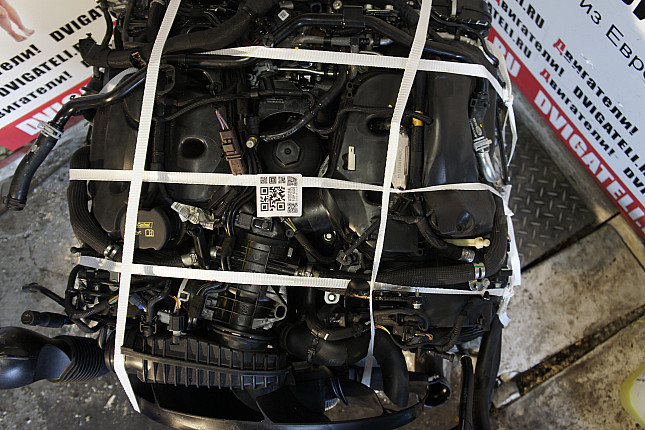 Фотография контрактного двигателя сверху Land Rover 306DT