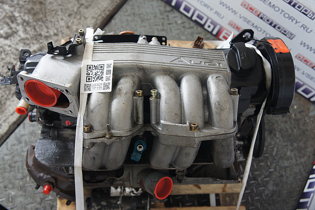 Фотография контрактного двигателя сверху AUDI AAR