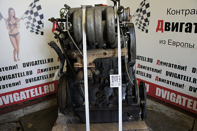 Двигатель вид с боку VW AAC