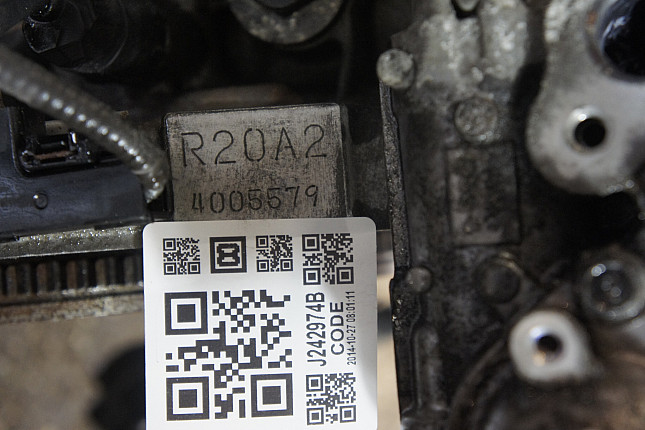 Номер двигателя и фотография площадки HONDA R20A2