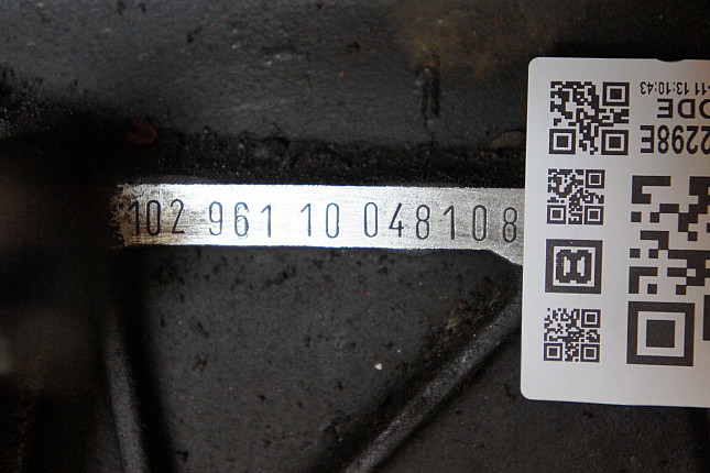Номер двигателя и фотография площадки MERCEDES-BENZ M 102.961
