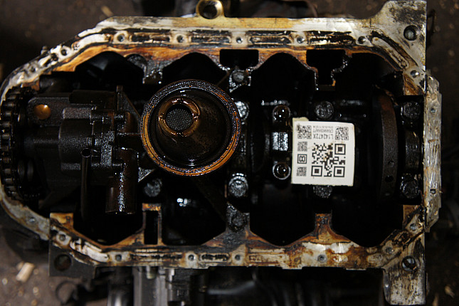 Фотография блока двигателя без поддона (коленвала) VW AER
