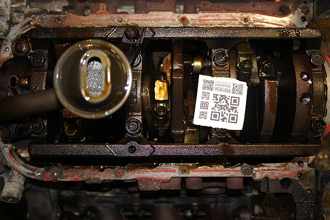 Фотография блока двигателя без поддона (коленвала) MITSUBISHI 6G72 NJ3998