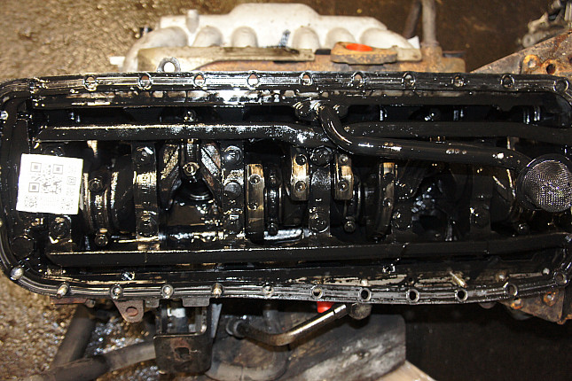 Фотография блока двигателя без поддона (коленвала) NISSAN RD28Ti