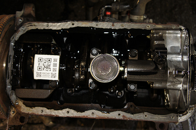 Фотография блока двигателя без поддона (коленвала) MAZDA RF4F