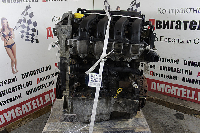 Двигатель вид с боку Renault K4M 760