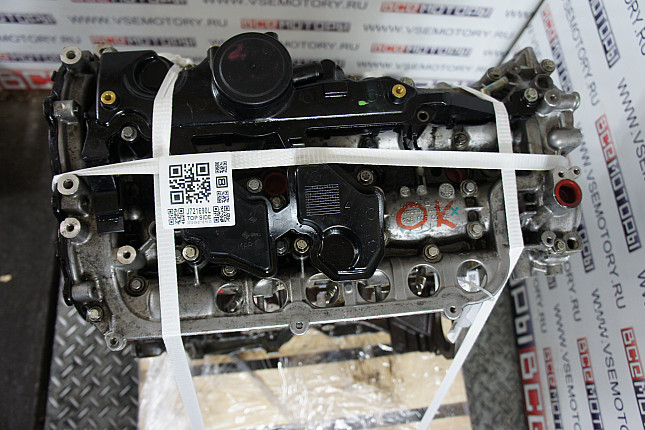 Фотография контрактного двигателя сверху OPEL M9R 780
